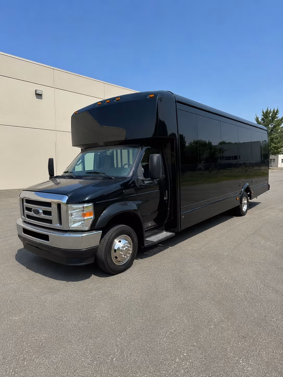 Covington Birthday, Sweet 16, & Quinceañera Party Bus Rentals