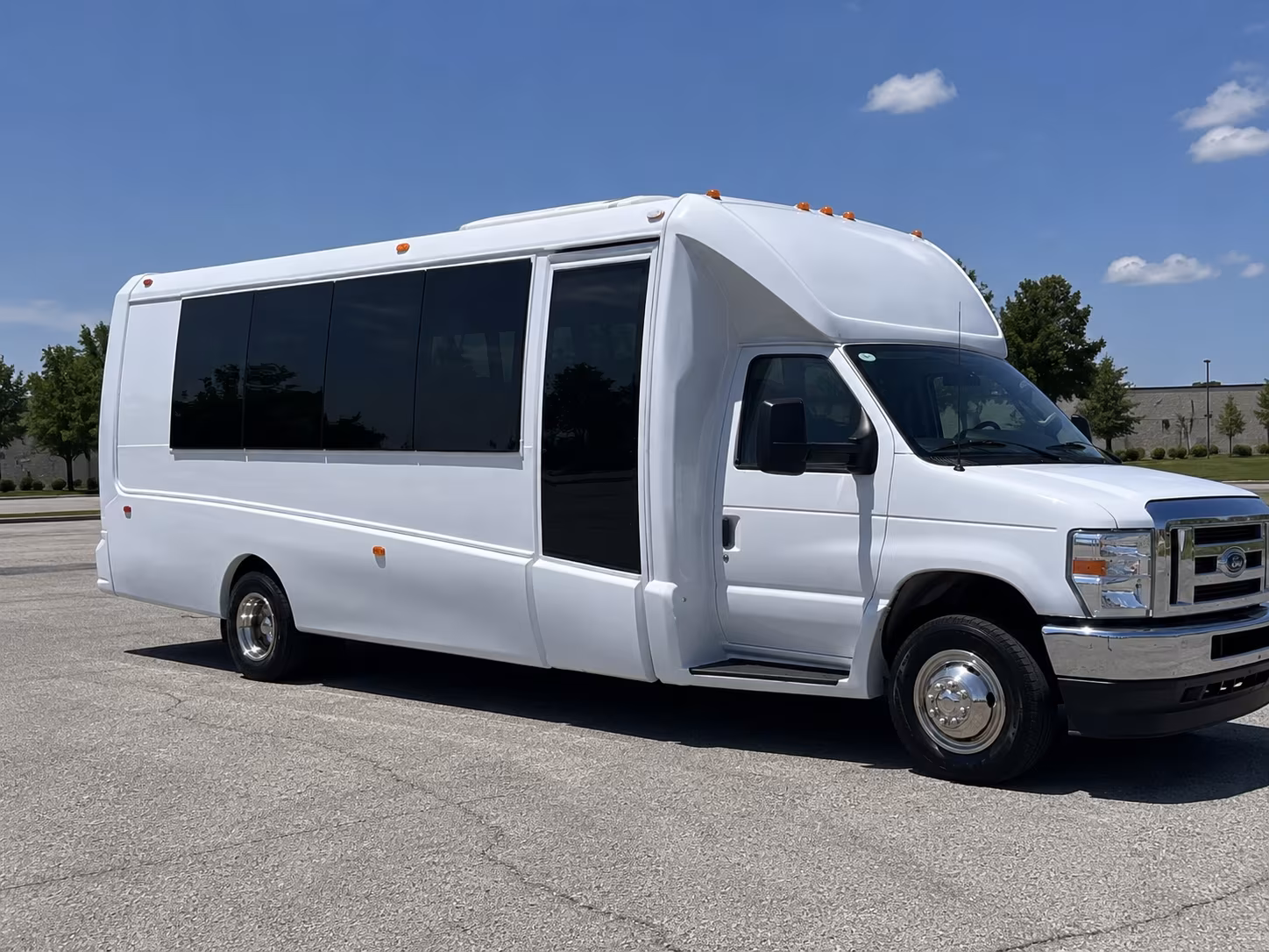 Louisville Birthday, Sweet 16, & Quinceañera Transportation party bus exterior