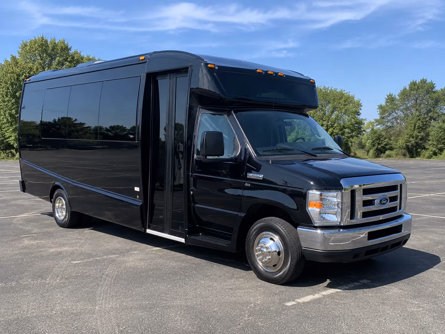 Louisville Corporate Transportation party bus exterior